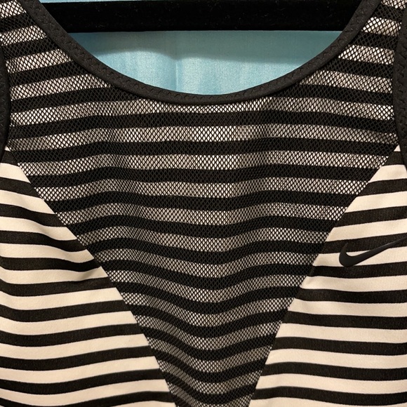 NWT NIKE BLK/WHT MESH TANKINI TOP SZ LG. - Picture 2 of 8